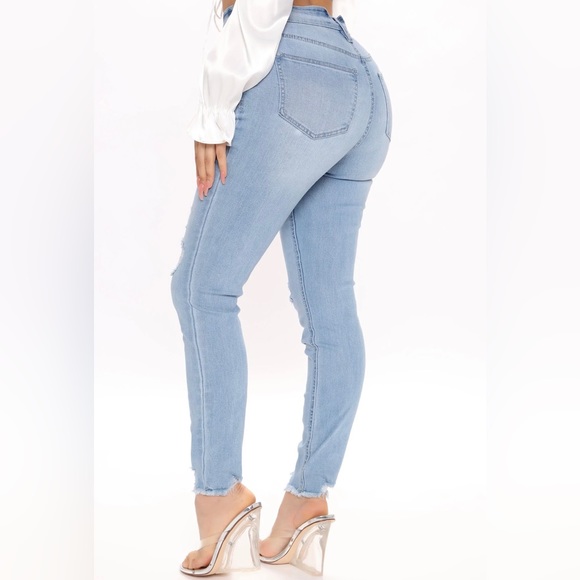 Fashion Nova Distressed Ankle Jeans - Picture 4 of 13
